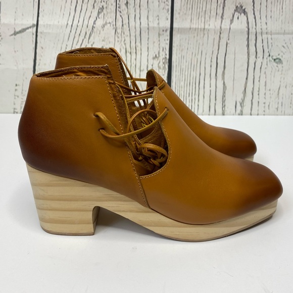Kelsi Dagger Brooklyn women ankle boot size 6 - Picture 1 of 9